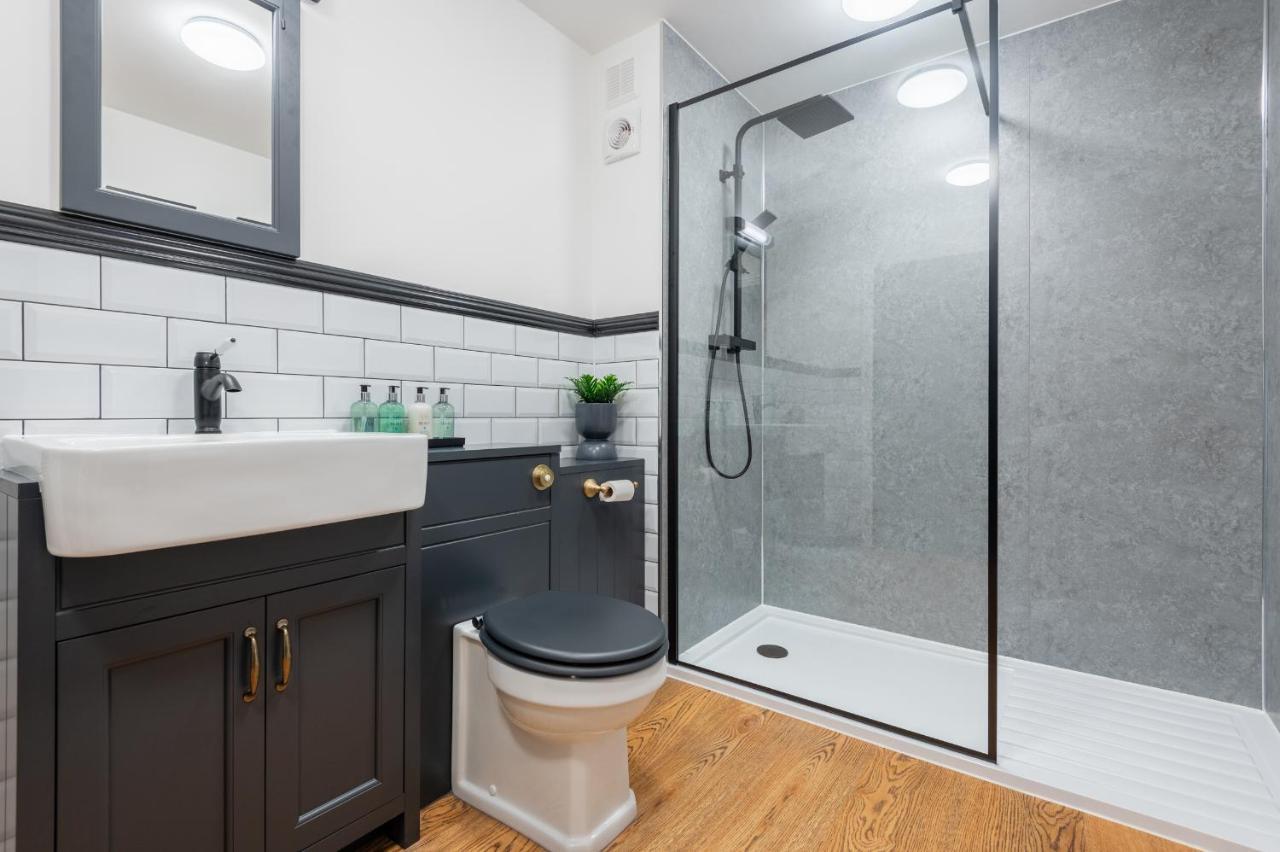Shorefront Apartment - Sea View With 3 Bedrooms アンストラザー エクステリア 写真
