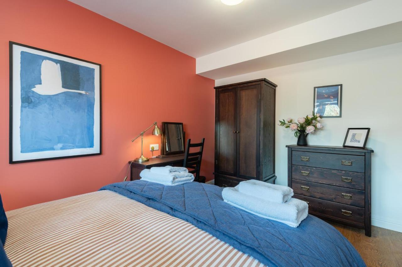 Shorefront Apartment - Sea View With 3 Bedrooms アンストラザー エクステリア 写真